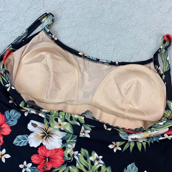 Vintage Fit system two piece floral bikini - Picture 4 of 7